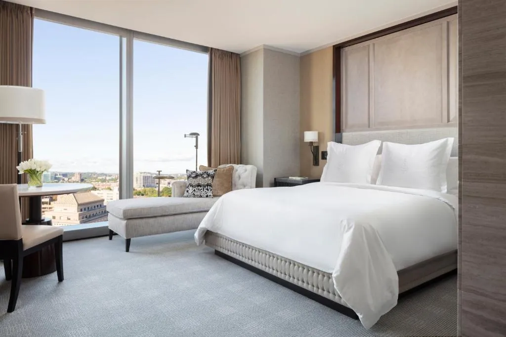 Deluxe King Room - Accessible