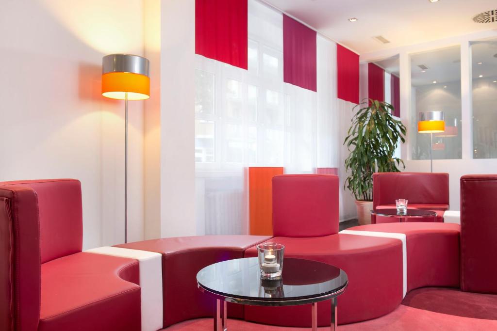 Wyndham Garden Duesseldorf City Centre Koenigsallee - Resim 27