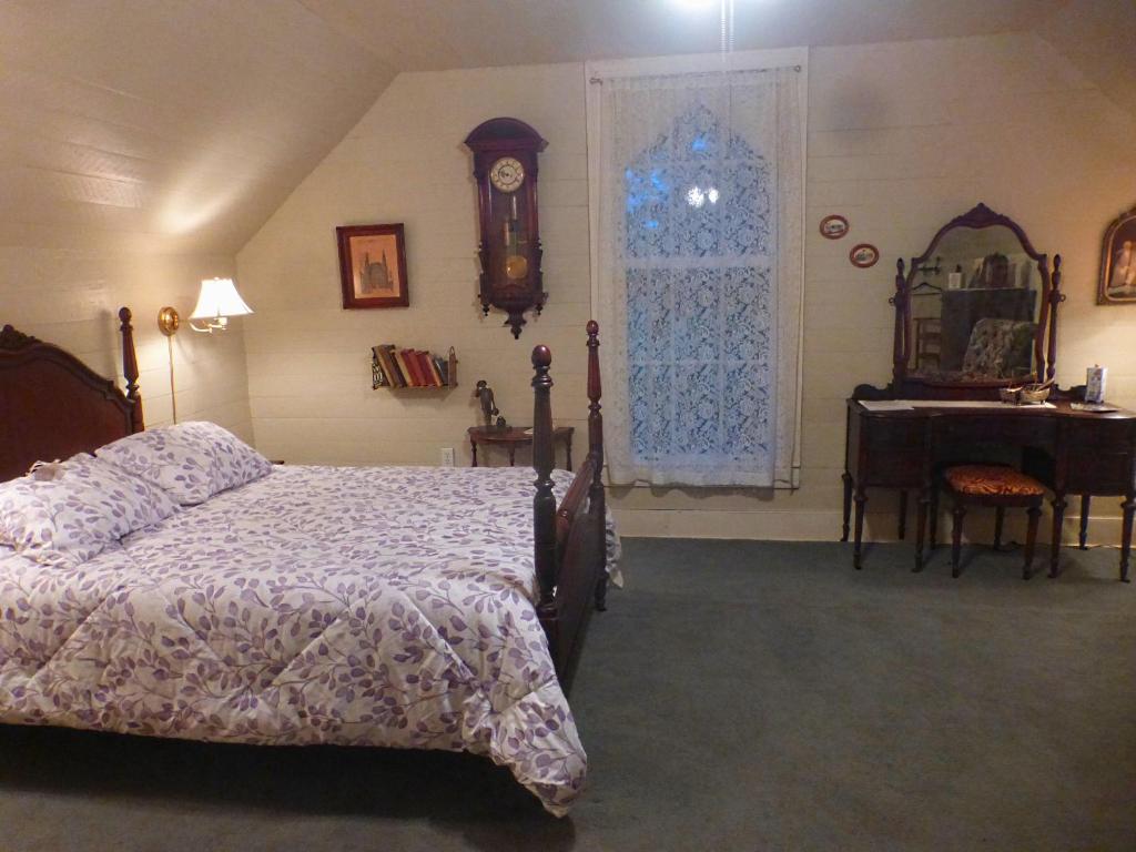Mulberry Lavender Farm and B&B - 