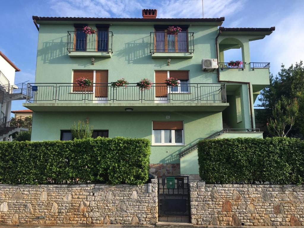 Budova, kde se apartmán nachází