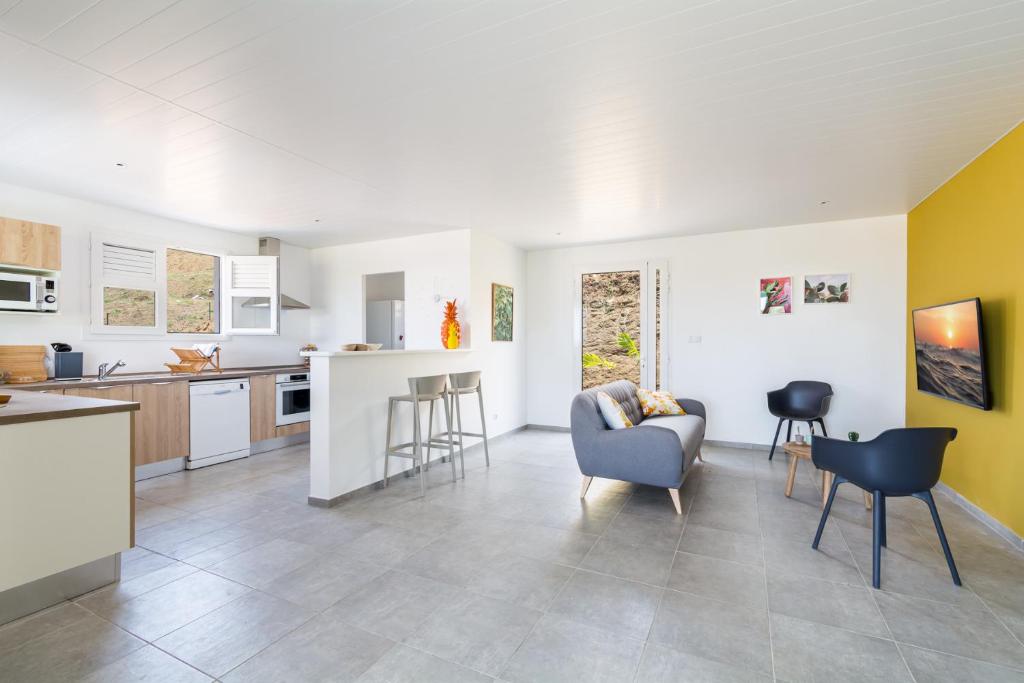 Kuchyň nebo kuchyňský kout v ubytování Sealake Villas