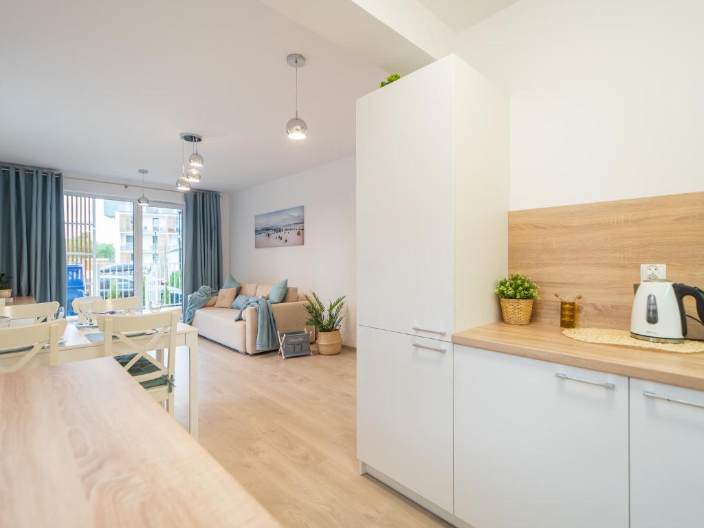 Kuchyňa alebo kuchynka v ubytovaní Apartament Happy Time SPA - Kołobrzeg