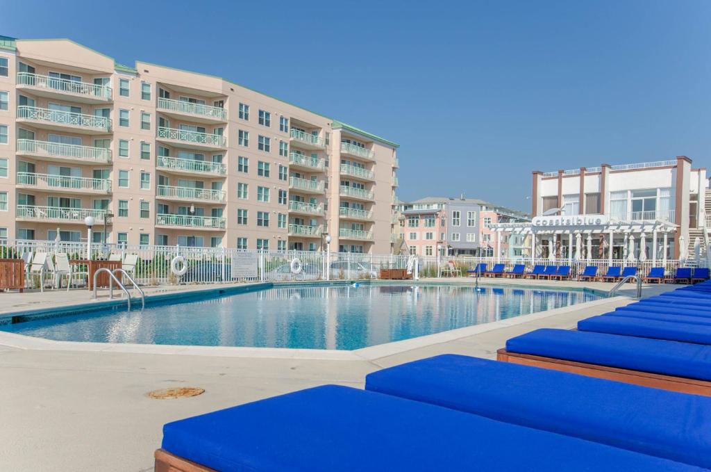 ICONA Diamond Beachの敷地内または近くにあるプール