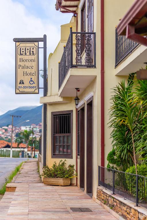  Boroni Palace Hotel
