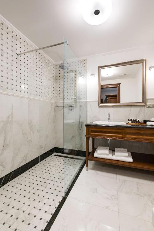 Palace Art Hotel Pezinok - Habitación Doble Del Palacio
