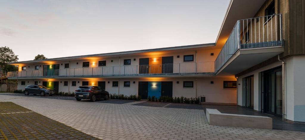 Budova, kde se aparthotel nachází