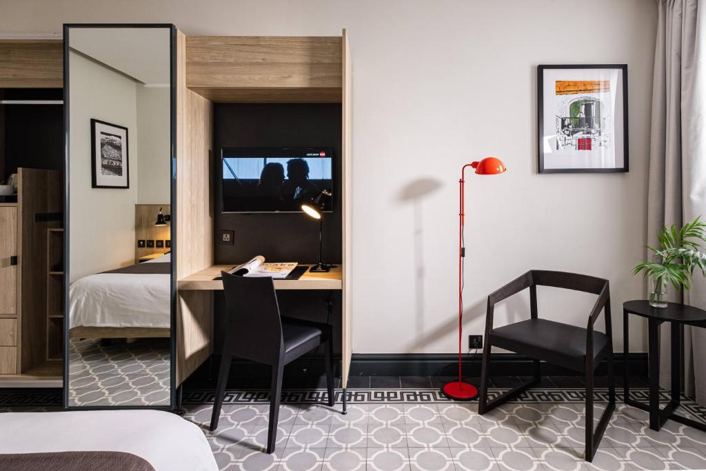 La Falconeria Hotel - 2