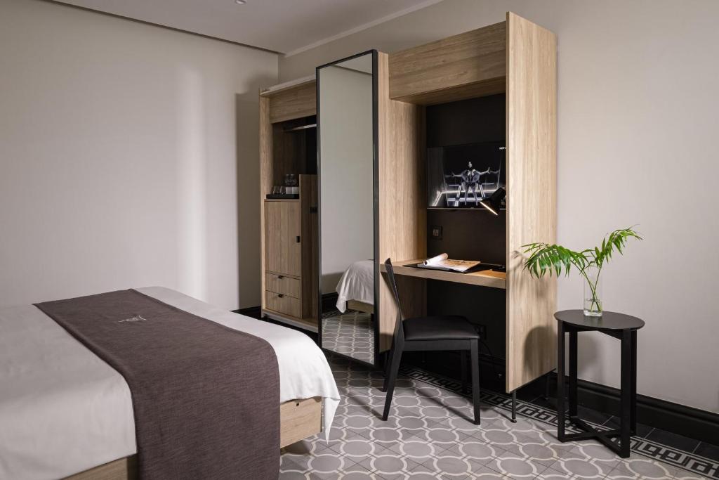 La Falconeria Hotel - 4