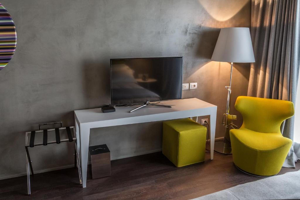 TV a/nebo společenská místnost v ubytování Relais Metelli