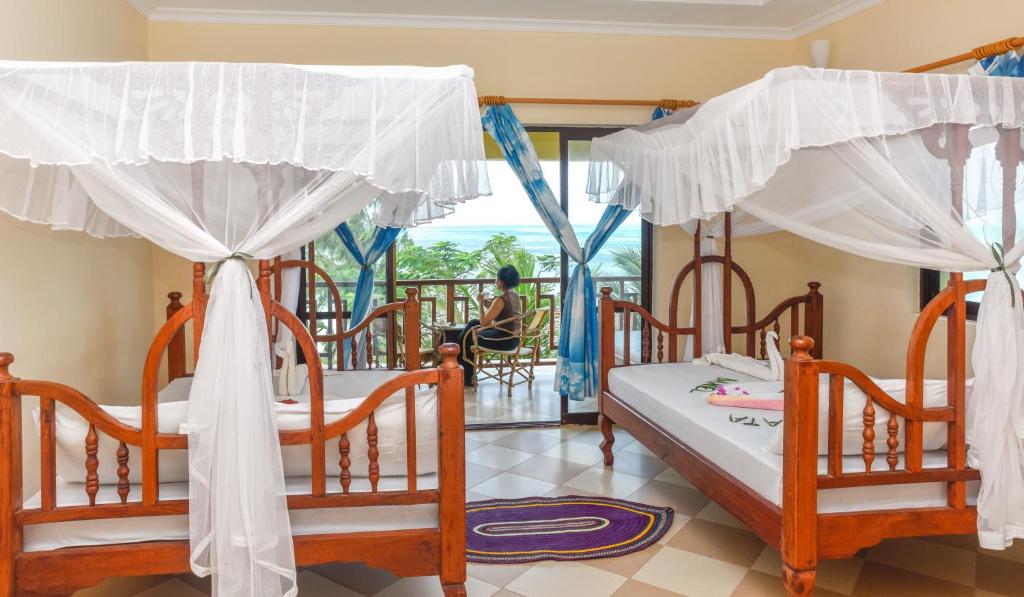 Postel nebo postele na pokoji v ubytování Ifa Beach Resort