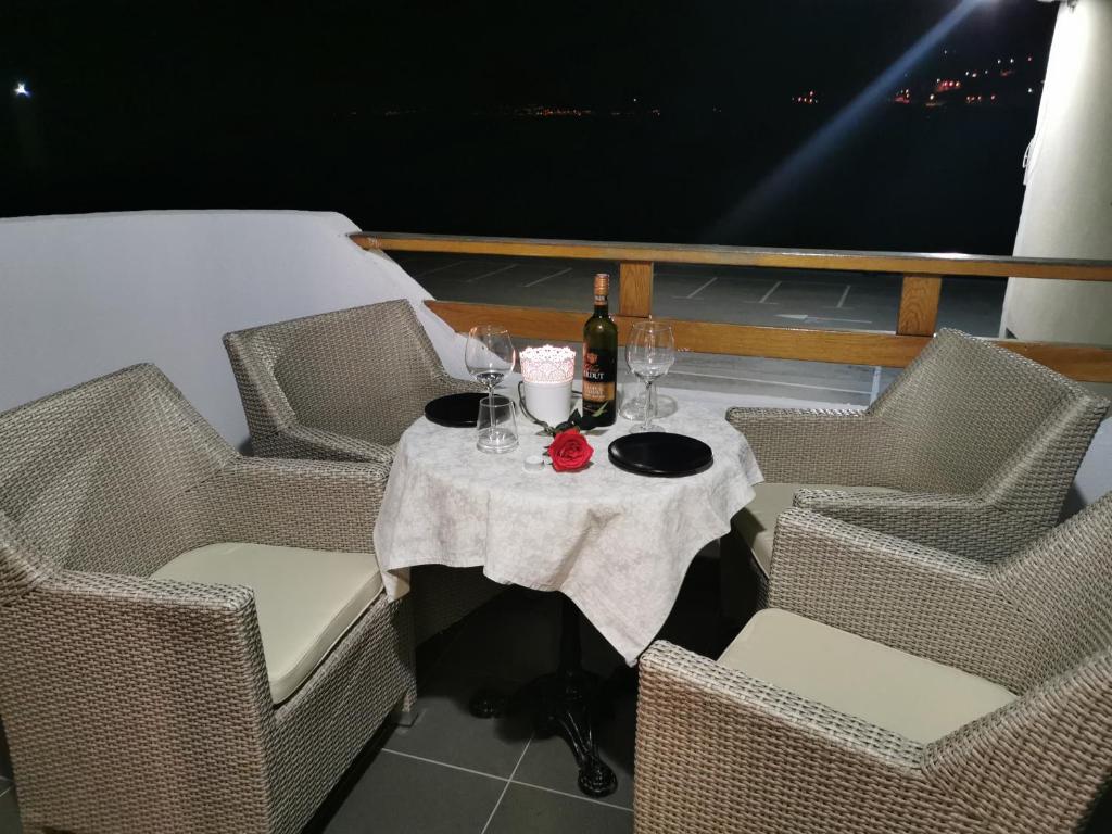 Nápoje v ubytovaní Five star appartman Senj