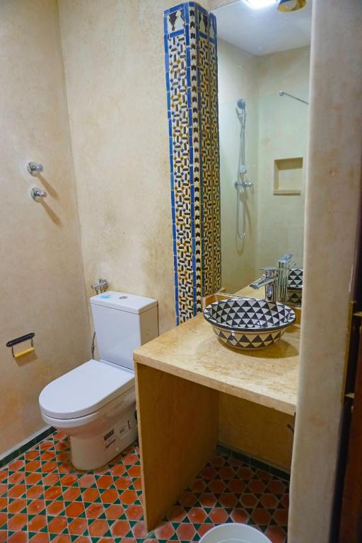 Un baño de Dar Fama