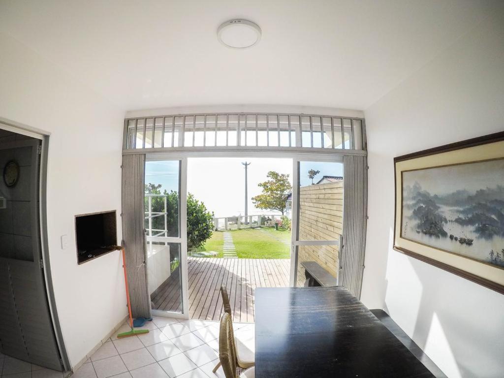  Apartamento Inferior Pé na Praia