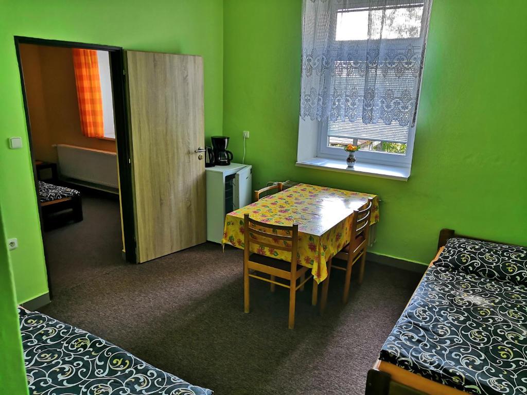 Ubytovani, (apartman) - sportovni hala TJ - Suite