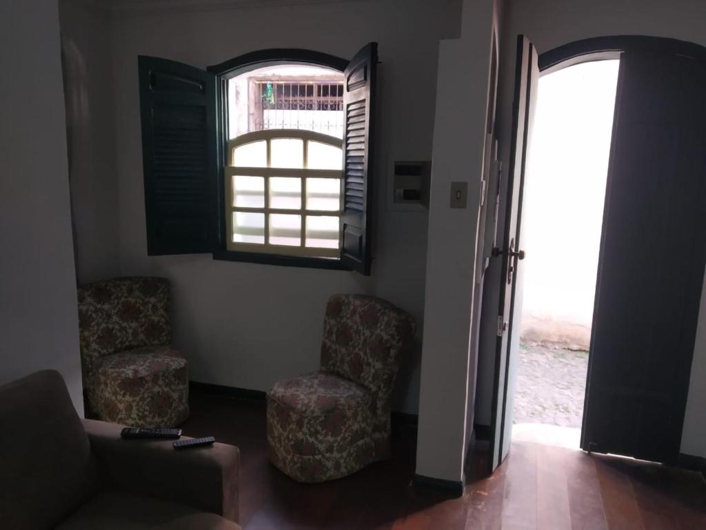  Casa próxima ao centro de convenções da UFOP