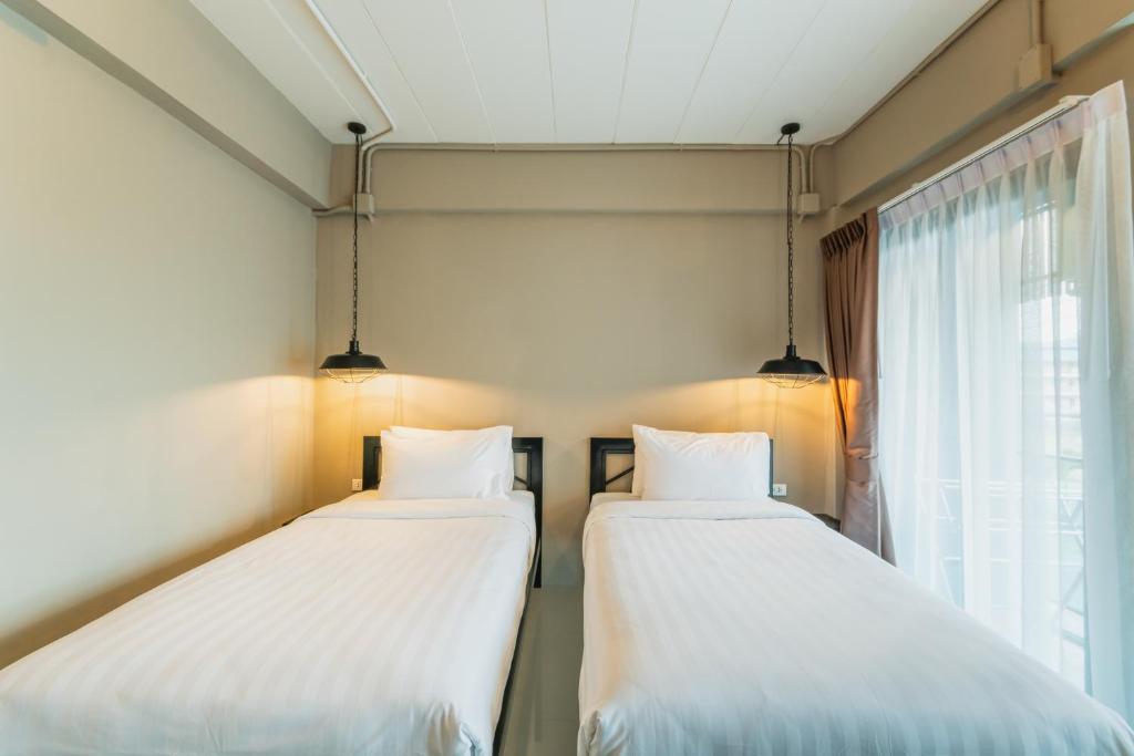 Life is Goood - Resim 18