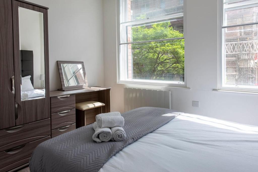 Stunning New Build Modern Apt Extremely Central Near Piccadilly And Gay Vil