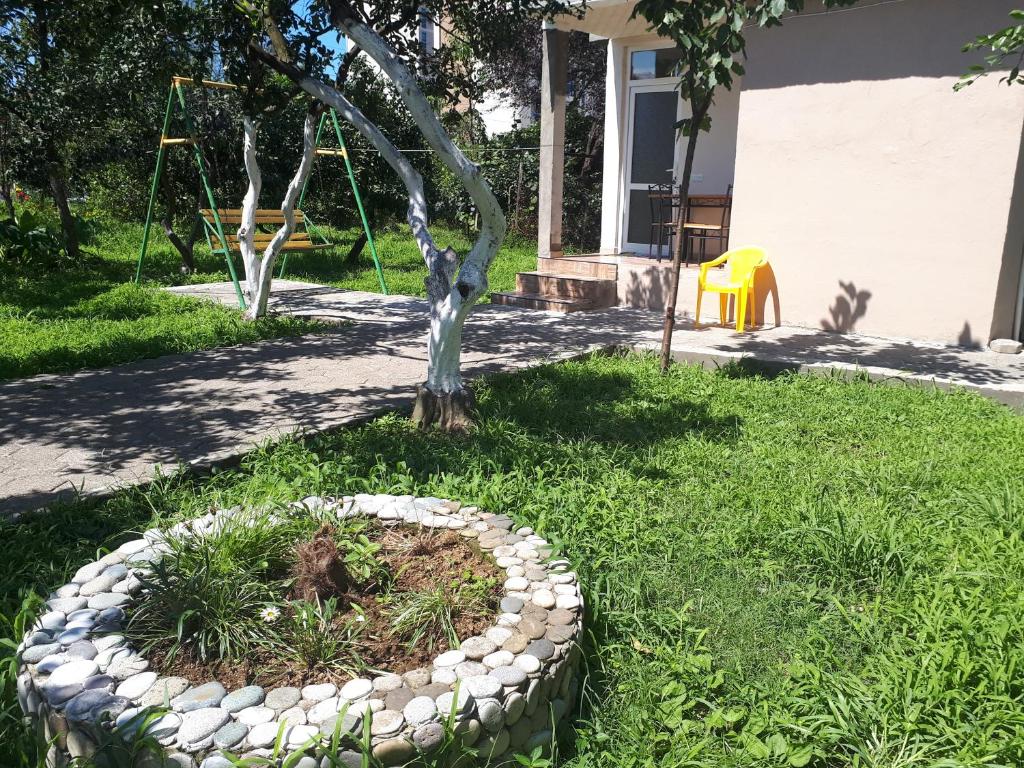 Zahrada ubytování Kvariati Grand Guest House