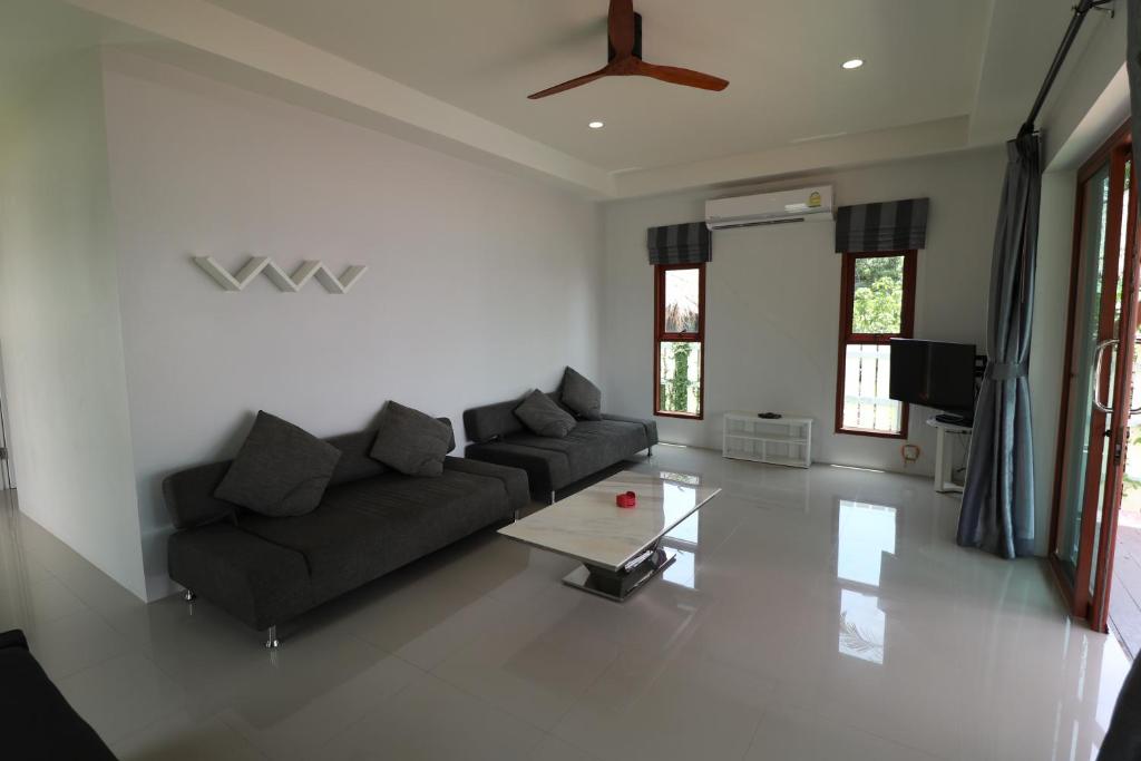 Posezení v ubytování Koh Chang Villa