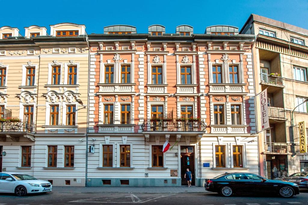 Budova, v ktorej sa hotel nachádza
