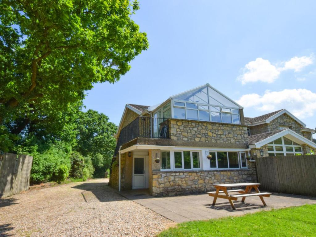 Apartment Llawr Un by Interhome, PeterstonsuperEly (updated prices 2024)