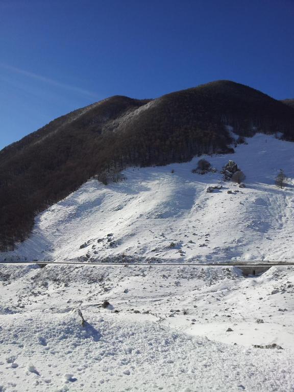 Rifugio Del Pettirosso v zime
