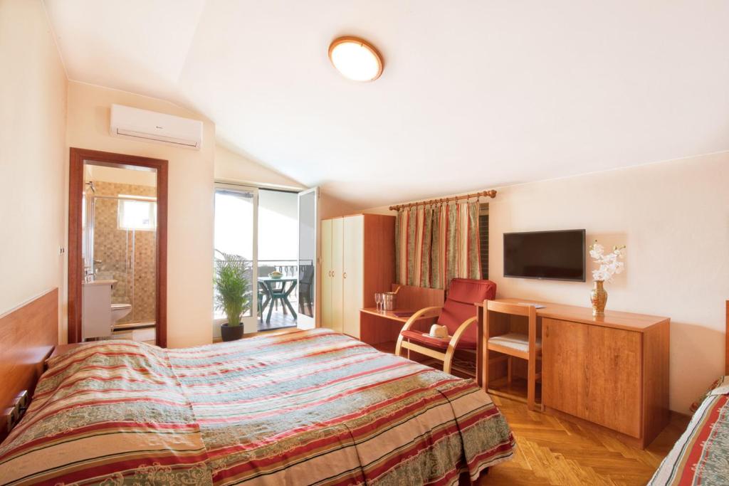 Villa Sveta Eufemija Bed end Breakfast II - 1