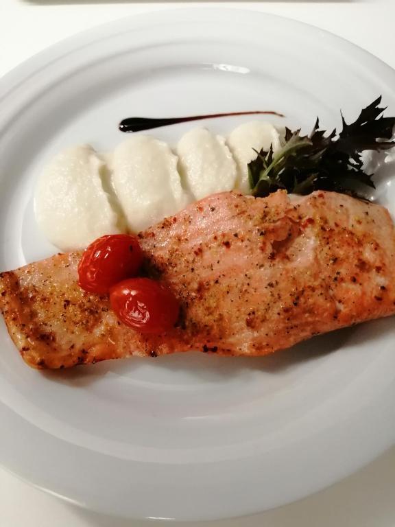 Jedzenie w hotelu lub w pobliżu