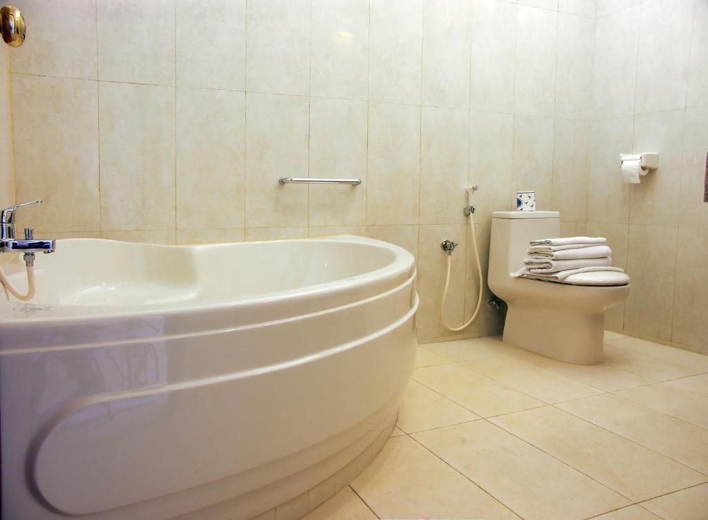 Koupelna v ubytování Febri's Hotel & Spa