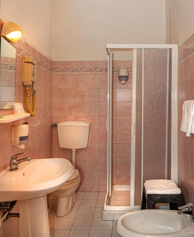 Koupelna v ubytování Hotel Perla Del Mare