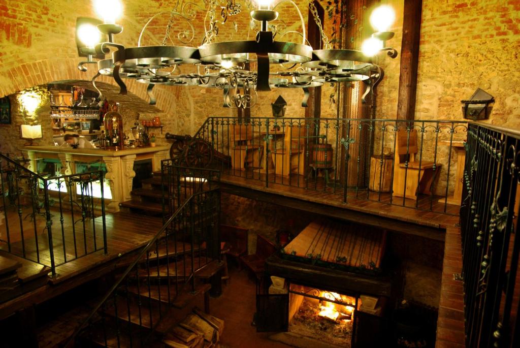 A restaurant or other place to eat at Chateau Krakovany