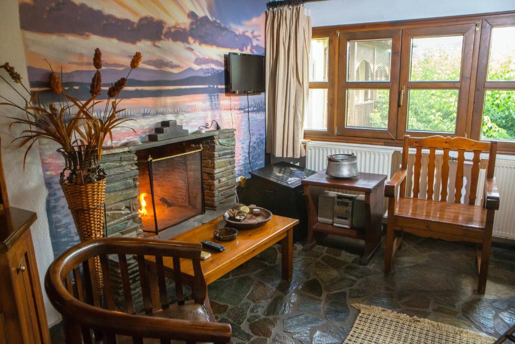 Oikoperiigitis Hotel - 8