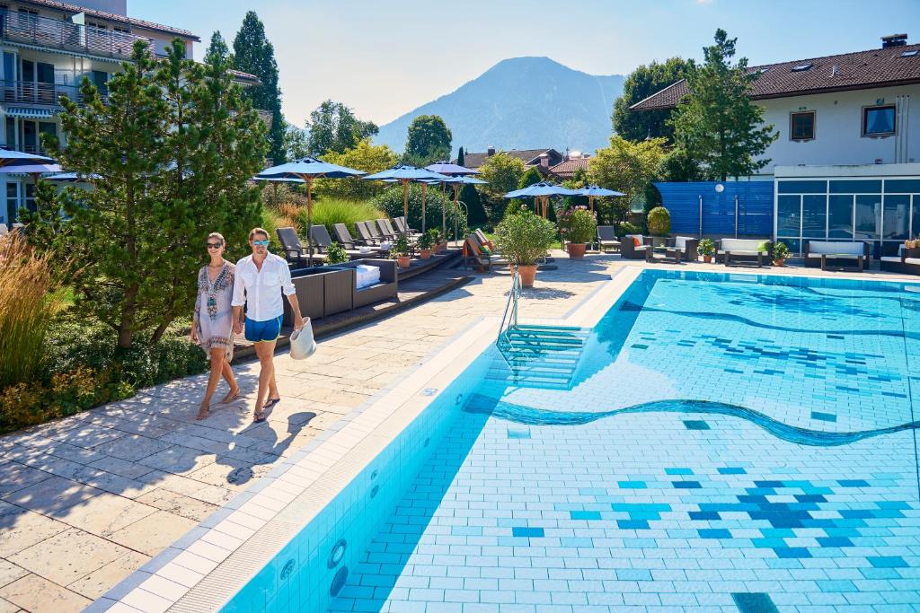 Bazén v ubytování Althoff Seehotel Überfahrt nebo v jeho okolí