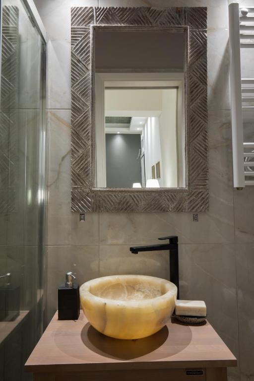 Rastoni Athens Suites near Acropolis at Tsatsou street - 13