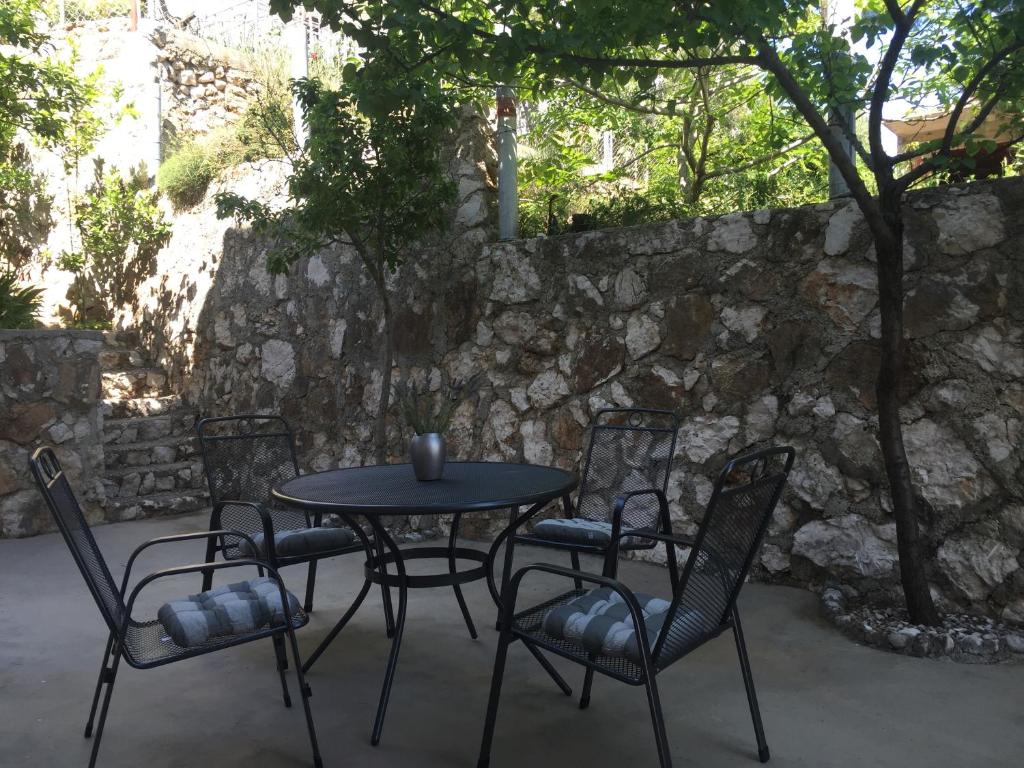 Fotografia z galérie ubytovania Apartmani Milka i Jozo v Omise