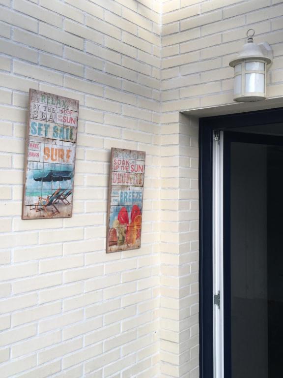 Fotografia z galérie ubytovania Ático 90m de terraza, jacuzzi privado y cargador de coche eléctrico en Cabria, Almuñecar v destinácii Almuñécar