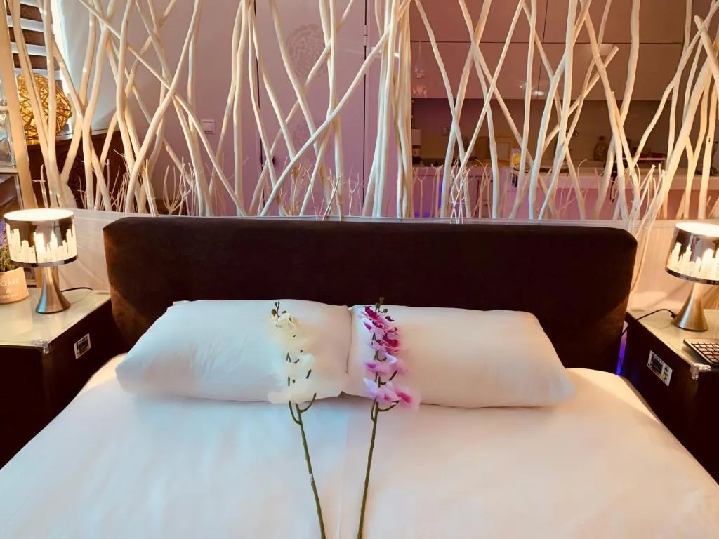 Luxury SUITE near MALL-GOLDEN HALL-4 minutes from the TRAIN station, Atena, Grecia