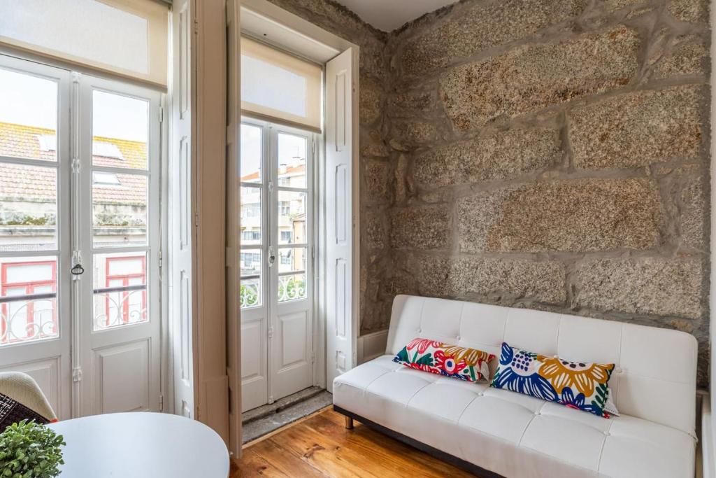 ZD Moreira Flats D By PortoProperties4You