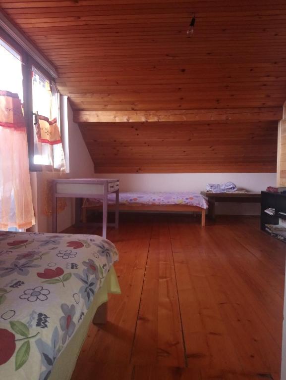 Guest house Little Heaven - Drievoudige Kamer Met Uitzicht Op De Bergen