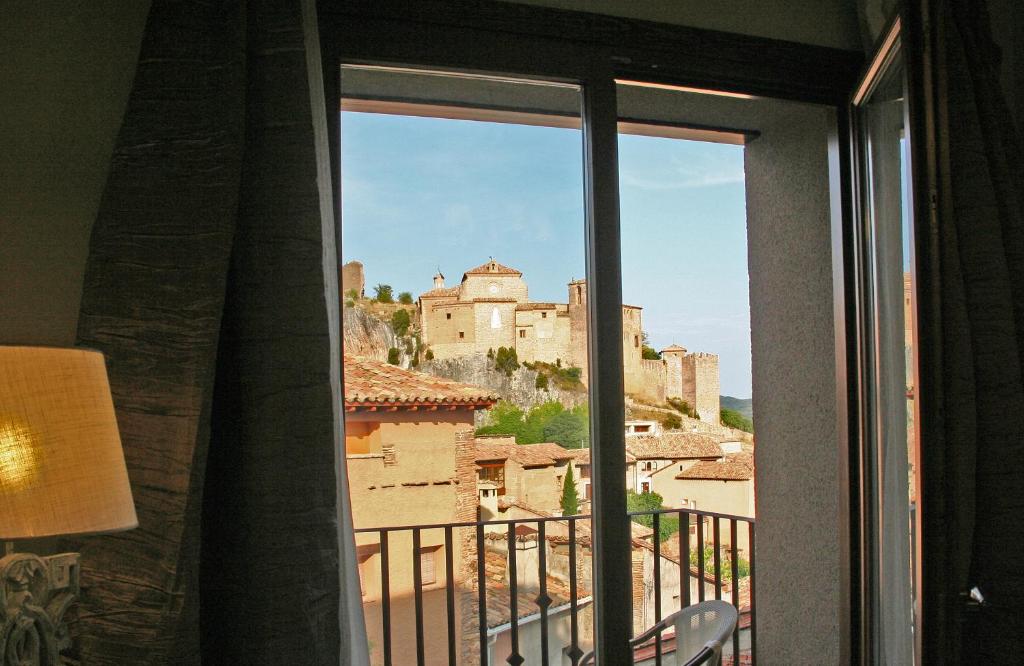 Balkón nebo terasa v ubytování Hotel Castillo de Alquézar