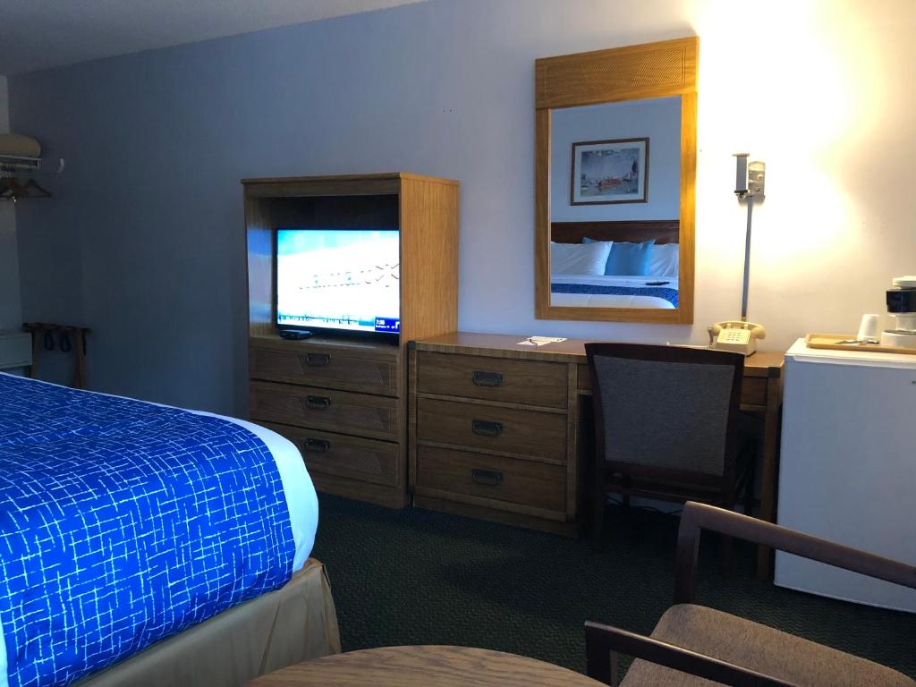 Travelodge by Wyndham Cape Cod Area photo