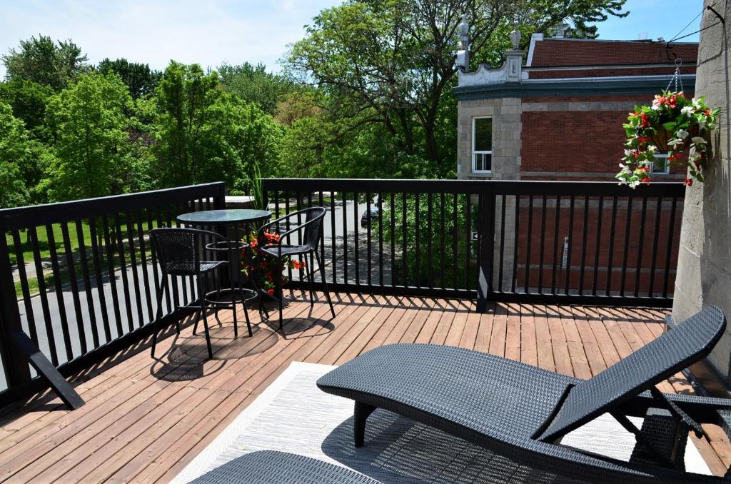 Auberge de La Fontaine - King Suite Avec Terrasse