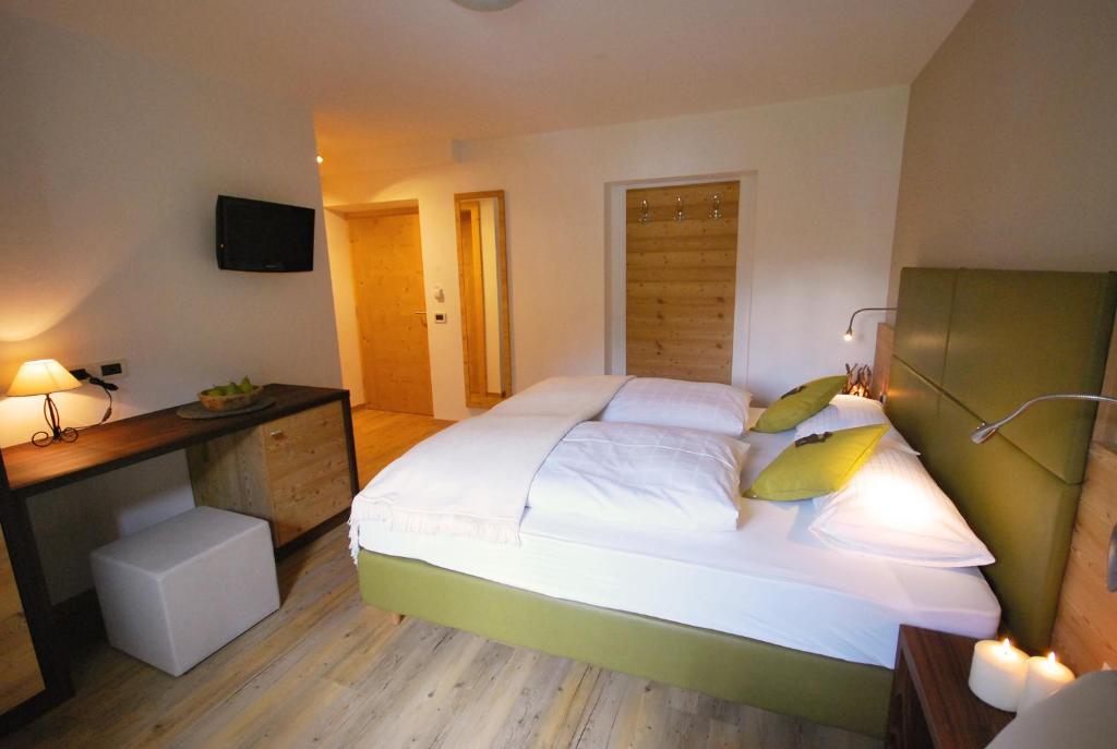 Monti Pallidi B&B Apartments - Habitación Doble Deluxe Con Balcón