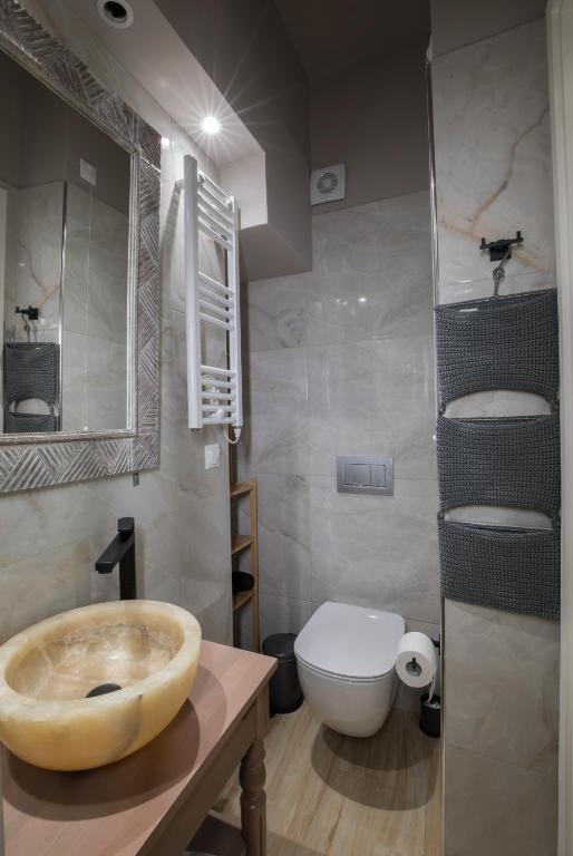 Rastoni Athens Suites near Acropolis at Tsatsou street - 14