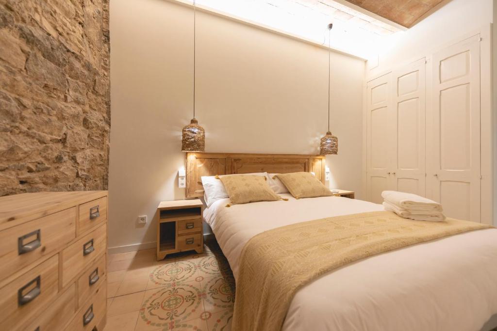 Postel nebo postele na pokoji v ubytování Bravissimo Mercaders, beautiful 3 bedroom apartment