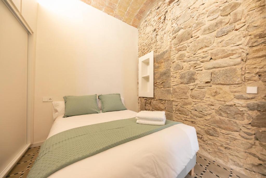 Postel nebo postele na pokoji v ubytování Bravissimo Mercaders, beautiful 3 bedroom apartment