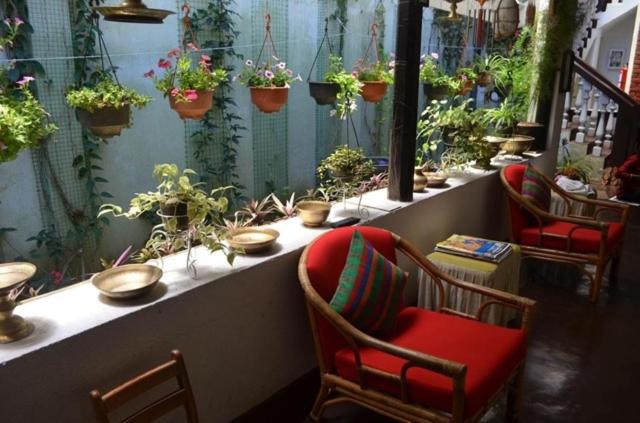 Kandy Inn Madugalle’s family guest house - 18