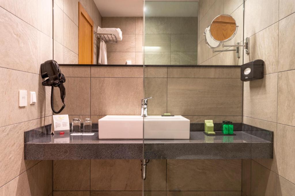 Ένα μπάνιο στο HVD Grand Hotel Suhl Business & Leisure