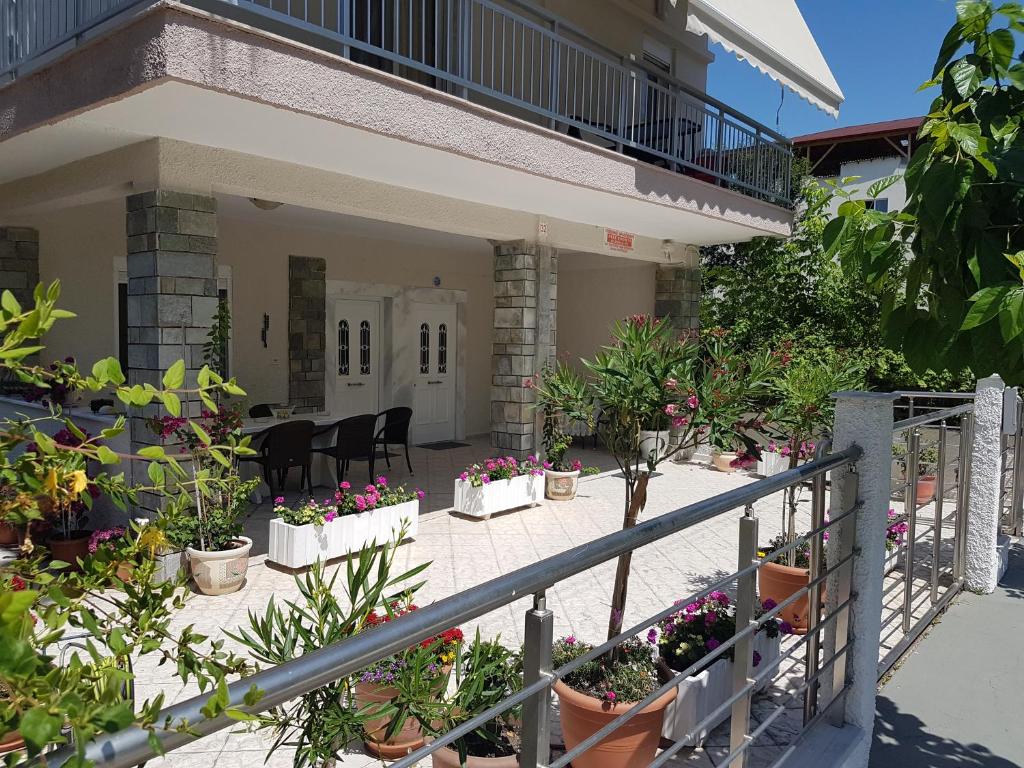 Balkón alebo terasa v ubytovaní Frideriki Apartments