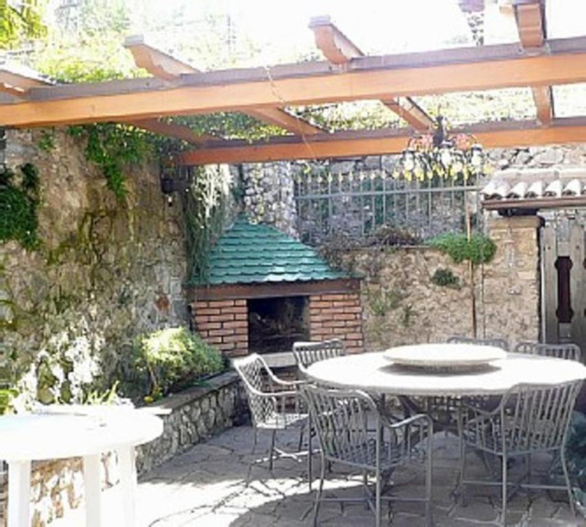 Nago-Torbole Apartment Garden